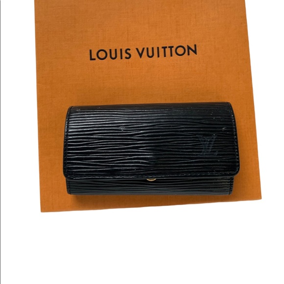 Louis Vuitton key holder - Picture 2 of 9